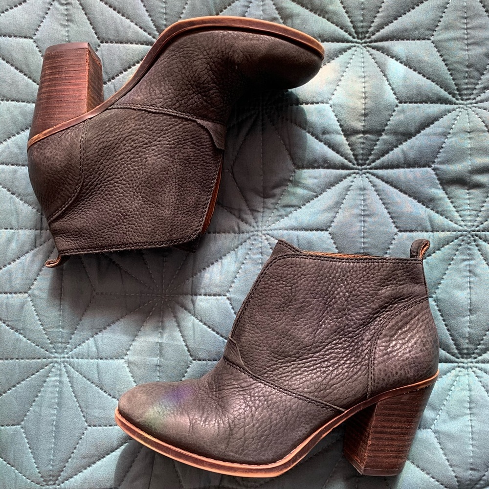 Lucky Brand “Ehllen” Black Leather Boots